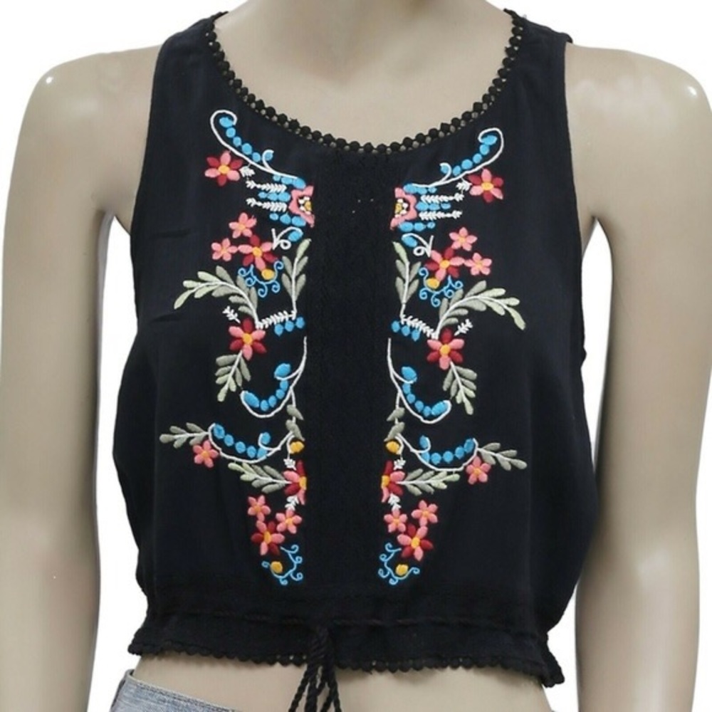 Embroidered Crop Top